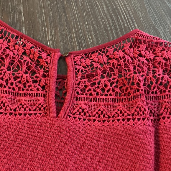 Lucky Brand ladies burgundy three-quarter sleeve lacy sweater. Size XS. - Picture 8 of 11